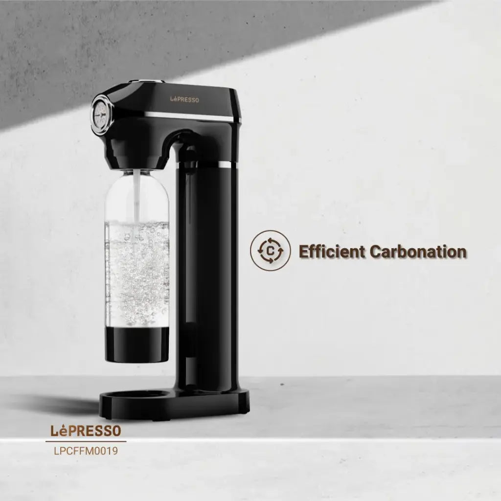 Carbonator Instant Sparkling Water 1L with CO2 Capsule LePresso- Black